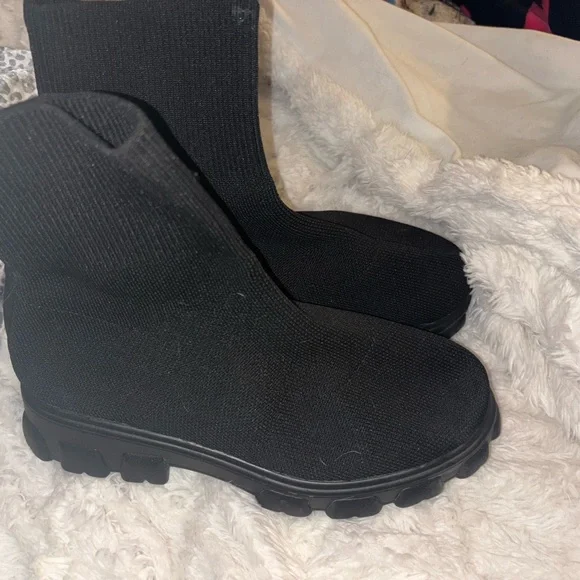 Black Knit Ankle Boots - Picture 1 of 1
